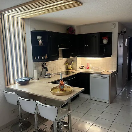 Appartement Traversant De 39 M2 4 à 6 Personnes