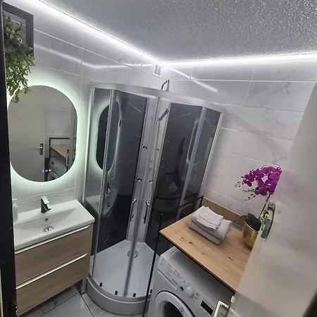 Apartment Traversant De 39 M2 4 A 6 Personnes Le Barcarès