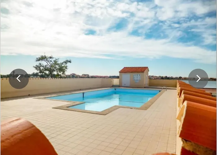 Traversant De 39 M2 4 A 6 Personnes Διαμέρισμα